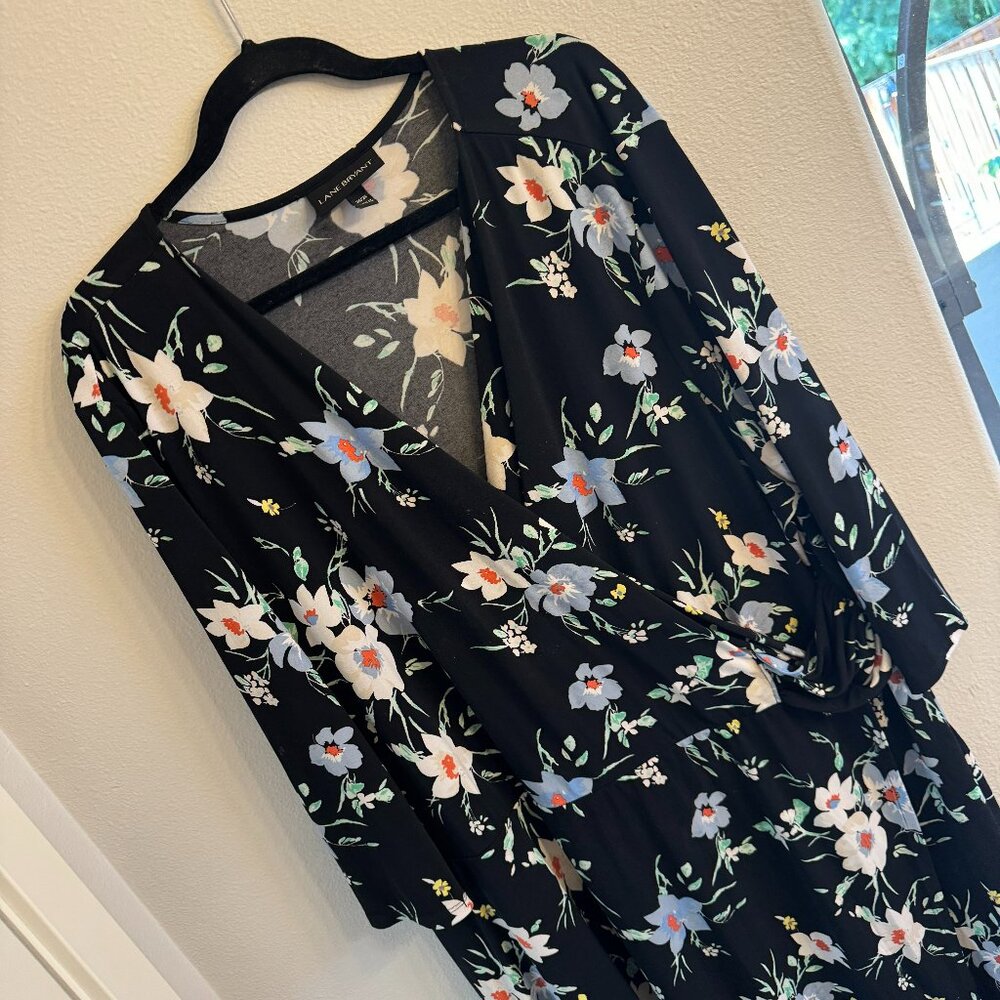 Lane Bryant floral dress Womens 26/28 3/4 sleeve faux wrap